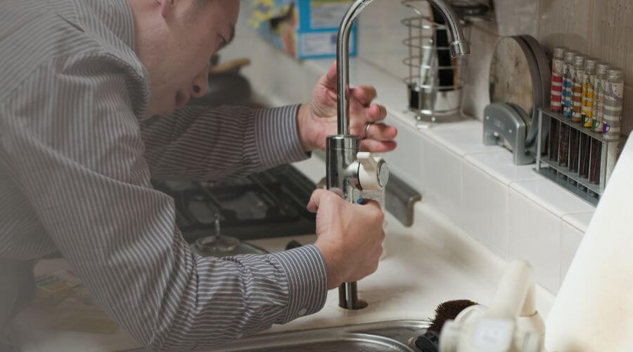 Local expert plumbing services in Renault, IL